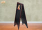 आउटडोर लकड़ी फ्रेम डबल पक्षीय मेनू बोर्ड 3 डी Polyresin बावर्ची मूर्ति रेस्तरां सजावट